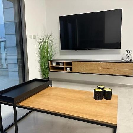 Elegant 3 Bedroom Ocean View Condo In Kiryat Yam Qiryat Yam Zewnętrze zdjęcie