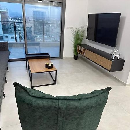 Elegant 3 Bedroom Ocean View Condo In Kiryat Yam Qiryat Yam Zewnętrze zdjęcie