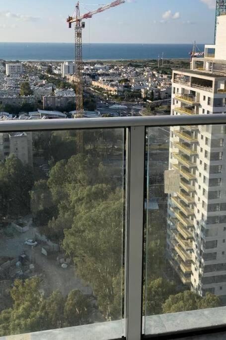 Elegant 3 Bedroom Ocean View Condo In Kiryat Yam Qiryat Yam Zewnętrze zdjęcie
