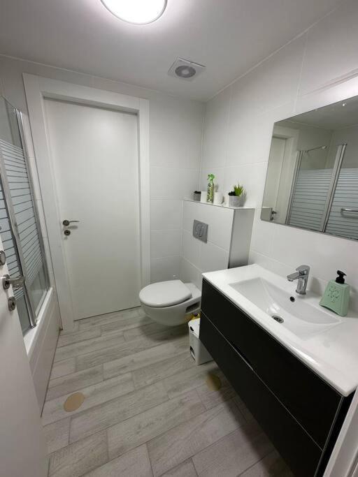 Elegant 3 Bedroom Ocean View Condo In Kiryat Yam Qiryat Yam Zewnętrze zdjęcie