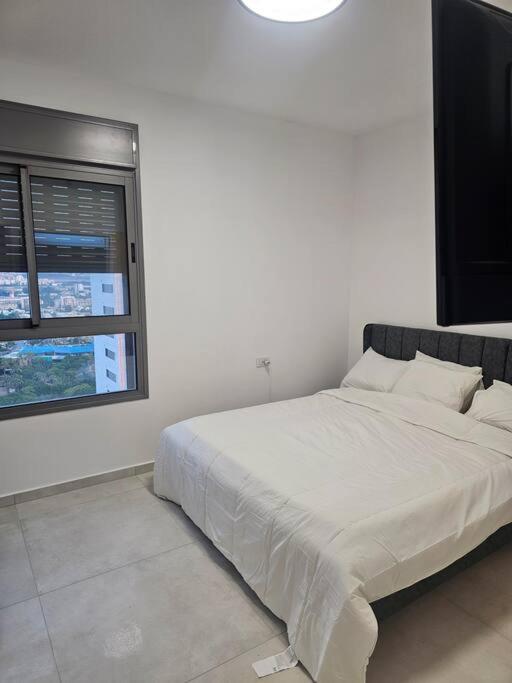Elegant 3 Bedroom Ocean View Condo In Kiryat Yam Qiryat Yam Zewnętrze zdjęcie