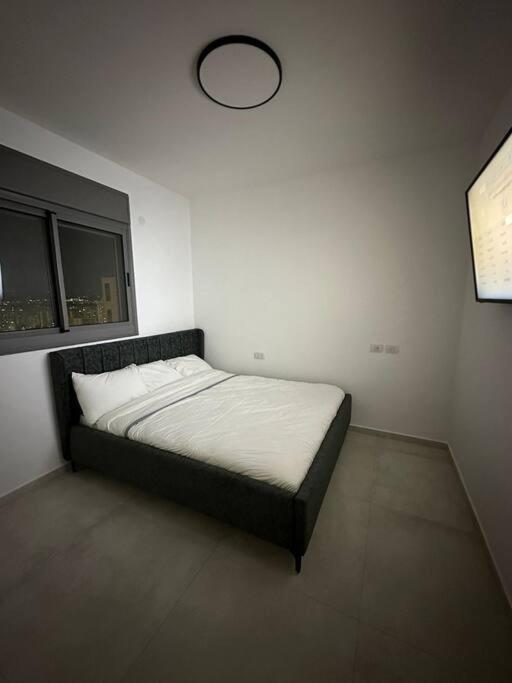 Elegant 3 Bedroom Ocean View Condo In Kiryat Yam Qiryat Yam Zewnętrze zdjęcie