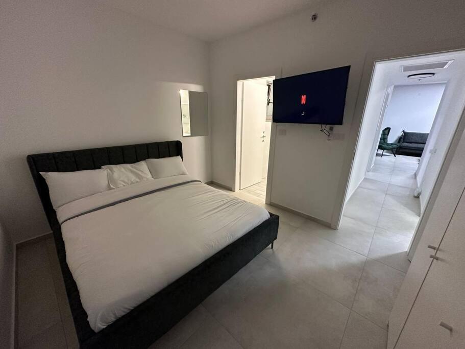 Elegant 3 Bedroom Ocean View Condo In Kiryat Yam Qiryat Yam Zewnętrze zdjęcie