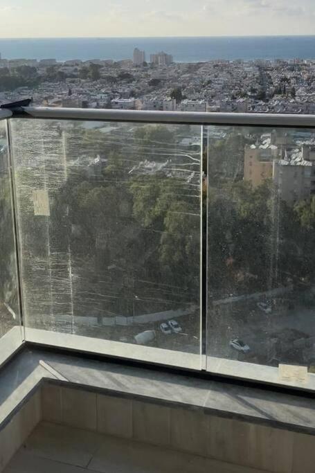 Elegant 3 Bedroom Ocean View Condo In Kiryat Yam Qiryat Yam Zewnętrze zdjęcie